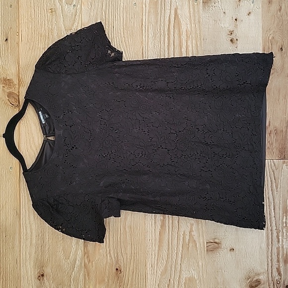 Express Size Medium Black Lace Top with Side Zipper - Picture 1 of 7